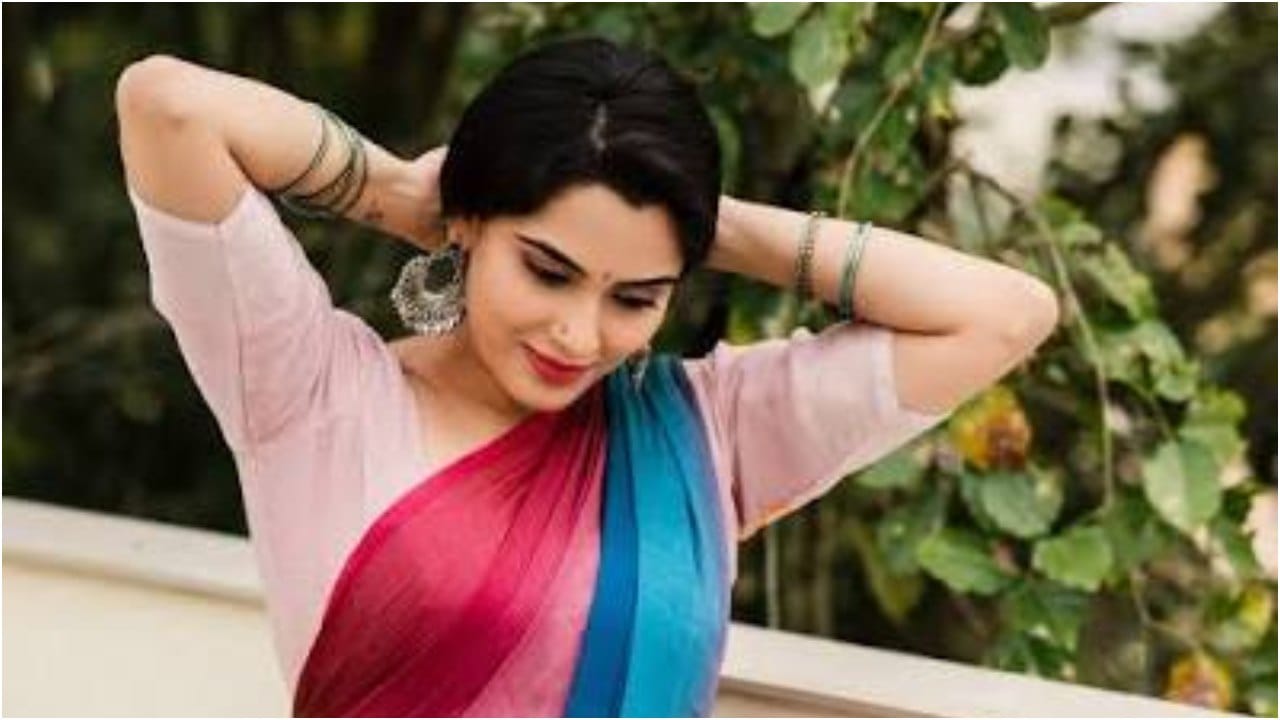 ಸಂಗೀತಾ ಭಟ್ ಅವರು ದೊಡ್ಮನೆಗೆ ಪ್ರವೇಶಿಸಿದ ಕಂಟೆಸ್ಟಂಟ್ಗಳಲ್ಲಿ ಒಬ್ಬರು. ಅವರು ಹಲವು ವರ್ಷಗಳಿಂದ ಚಿತ್ರರಂಗದಲ್ಲಿದ್ದಾರೆ. ಒಂದು ಹಂತದ ಬಳಿಕ ಅವರು ಸಿನಿಮಾ ರಂಗದಿಂದ ದೂರ ಉಳಿದರು. ಈಗ ಅವರು ಸೆಕೆಂಡ್ ಇನ್ನಿಂಗ್ಸ್ ಆರಂಭಿಸಿದ್ದಾರೆ.