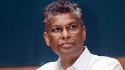 ಸಚಿವ ಸತೀಶ್​​ ಜಾರಕಿಹೊಳಿ ಇಲಾಖೆಗೆ ಗುತ್ತಿಗೆದಾರರಿಂದ ಬಹುಪರಾಕ್