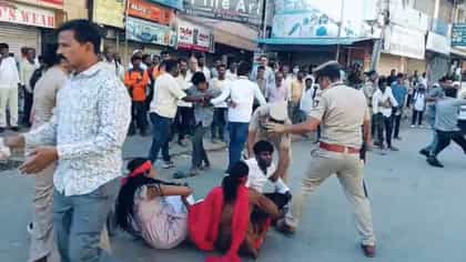 ಸಿಎಂ ಬರಲಿರುವ ಸ್ಥಳಕ್ಕೆ ನುಗ್ಗಲು ಯತ್ನಿಸಿದ ಎಸ್​ಎಫ್​ಐ ಮುಖಂಡರು ವಶಕ್ಕೆ