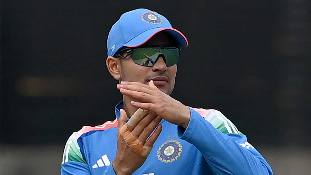 ಗಿಲ್ ಕಣಕ್ಕಿಳಿಯುವುದು ಖಚಿತ: ಬ್ಯಾಟಿಂಗ್ ಕ್ರಮಾಂಕದಲ್ಲಿಲ್ಲ ಬದಲಾವಣೆ! ಗಿಲ್ ಕಣಕ್ಕಿಳಿಯುವುದು ಖಚಿತ: ಬ್ಯಾಟಿಂಗ್ ಕ್ರಮಾಂಕದಲ್ಲಿಲ್ಲ ಬದಲಾವಣೆ!