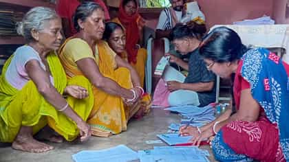ಹಿರಿಯ ನಾಗರಿಕರಿಗೆ ಚುನಾವಣಾ ಆಯೋಗ ಬಿಗ್ ರಿಲೀಫ್: ಮನೆ ಬಾಗಿಲಲ್ಲೇ ವಿಚಾರಣೆ