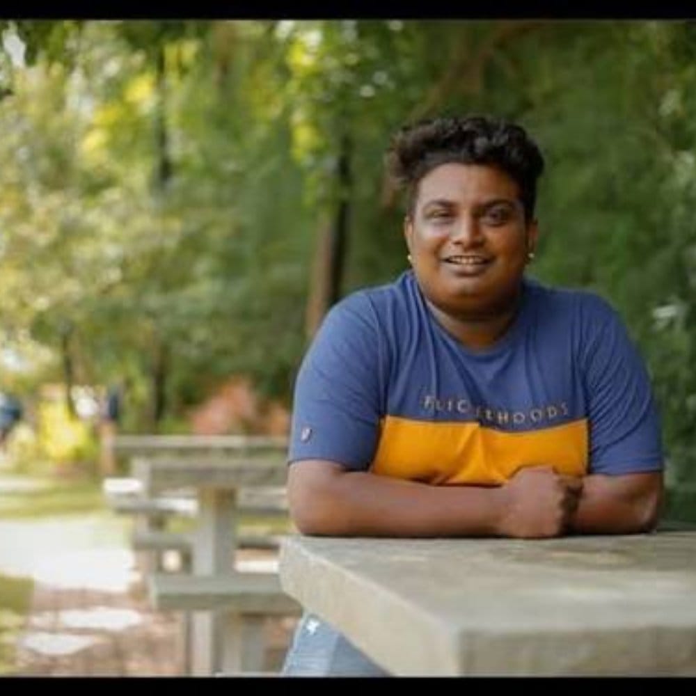 ‘ಕಾಮಿಡಿ ಕಿಲಾಡಿಗಳು’ ಮೂಲಕ ಸಾಕಷ್ಟು ಹೆಸರು, ಅಭಿಮಾನಿಳನ್ನು ಗಳಿಸಿರುವ ಸೂರಜ್ ಅವರು ಈ ಬಾರಿ ಬಿಗ್ಬಾಸ್ ಮನೆಗೆ ಹೋಗುತ್ತಿದ್ದಾರೆ. ಅವರಿಂದಲೂ ಸಹ ಸಾಕಷ್ಟು ನಿರೀಕ್ಷೆಗಳು ಇವೆ.