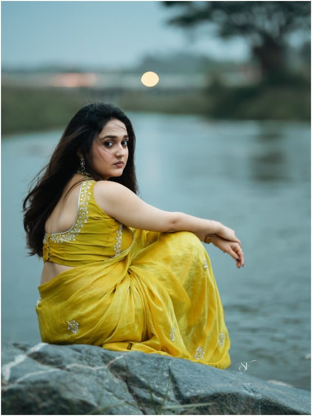 ಸೀರೆಯಲ್ಲಿ ಮಿಂಚಿ ಗಮನ ಸೆಳೆದ ಸ್ಪಂದನಾ ಸೋಮಣ್ಣ