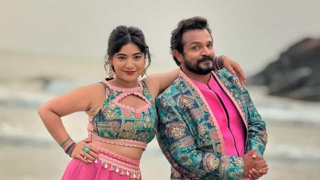 ‘ರುದ್ರಾಭಿಷೇಕಂ’ ಚಿತ್ರತಂಡದಿಂದ ಭರ್ಜರಿ ಆಫರ್, ಗೆದ್ದವರಿಗೆ ನಗದು ಬಹುಮಾನ ‘ರುದ್ರಾಭಿಷೇಕಂ’ ಚಿತ್ರತಂಡದಿಂದ ಭರ್ಜರಿ ಆಫರ್, ಗೆದ್ದವರಿಗೆ ನಗದು ಬಹುಮಾನ