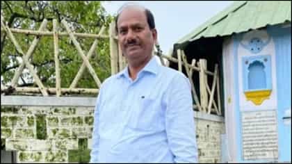 68 ನೇ ವಯಸ್ಸಿನಲ್ಲಿ ಮತ್ತೆ ವಿದ್ಯಾರ್ಥಿಯಾದ ನಿವೃತ್ತ ಅಧಿಕಾರಿ