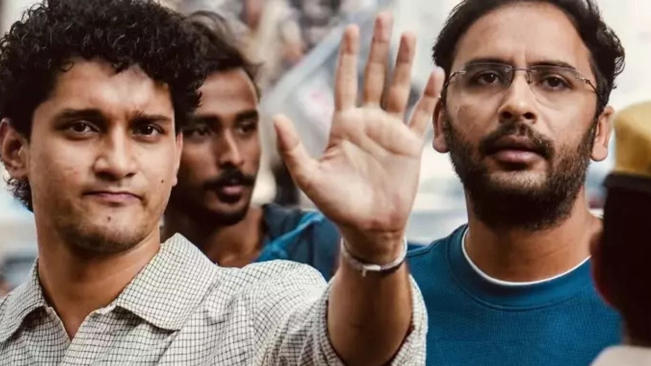 ನೀವೇನು ಜೆನ್-ಝಿಗಳಲ್ಲ, ನಿಮ್ಮ ಅಸಲಿ ಉದ್ದೇಶವೇನು? ಸಿಜೆಪಿ ನಾಯಕರಿಗೆ ದೆಹಲಿ ಹೈಕೋರ್ಟ್ ತಪರಾಕಿ ನೀವೇನು ಜೆನ್-ಝಿಗಳಲ್ಲ, ನಿಮ್ಮ ಅಸಲಿ ಉದ್ದೇಶವೇನು? ಸಿಜೆಪಿ ನಾಯಕರಿಗೆ ದೆಹಲಿ ಹೈಕೋರ್ಟ್ ತಪರಾಕಿ