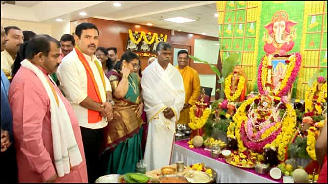 ರಾಜ್ಯ ಬಿಜೆಪಿ ಕಚೇರಿಯಲ್ಲಿ ಆಯುಧ ಪೂಜೆ ಸಂಭ್ರಮದ ಆಚರಣೆ