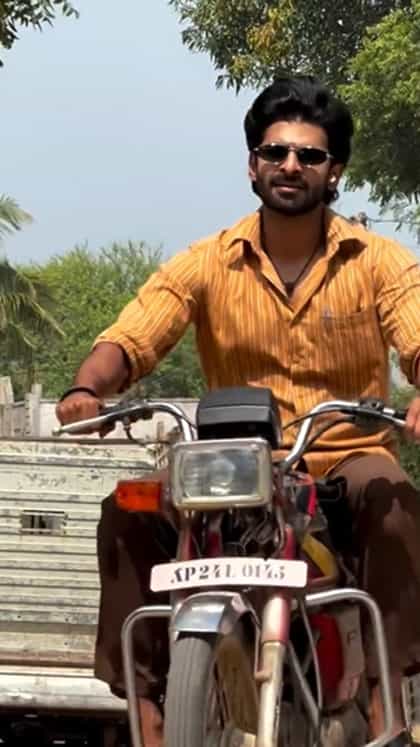 ಹಳೆ ‘ಹೋಂಡಾ’ ಏರಿ ಹೊರಟ ‘ಹೀರೋ’ ದೀಕ್ಷಿತ್ ಶೆಟ್ಟಿ: ವಿಡಿಯೋ