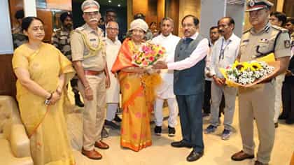 ಬೆಂಗಳೂರಿಗೆ ಆಗಮಿಸಿದ ಕರ್ನಾಟಕದ ನೂತನ ರಾಜ್ಯಪಾಲೆ ಸುಧಾ ಯಾದವ್