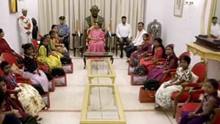 ಲೋಕಭವನದಲ್ಲಿ ಕನ್ಯಾಪೂಜೆ ನೆರವೇರಿಸಿದ ನೂತನ ರಾಜ್ಯಪಾಲೆ ಡಾ. ಸುಧಾ ಯಾದವ್