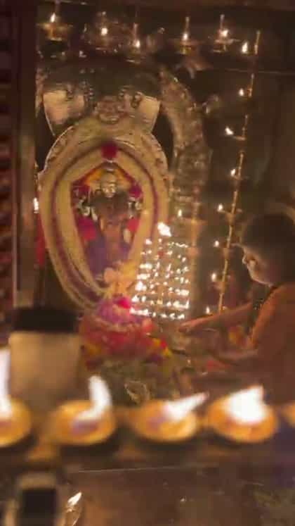 ದೇವನಹಳ್ಳಿ ದಸರಾ: ದುರ್ಗಾ ಮಹೇಶ್ವರಿ ದೇವಿಗೆ ವೈಭವದ ಆರತಿ
