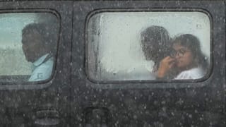 Bengaluru Weather update: ಬೆಂಗಳೂರಿನ ಕೆ.ಆರ್ ಮಾರ್ಕೆಟ್, ಗಿರಿನಗರ ಸೇರಿ ಹಲವೆಡೆ ಬೆಳ್ಳಂಬೆಳಗ್ಗೆ ವರುಣನ ಆರ್ಭಟ!
