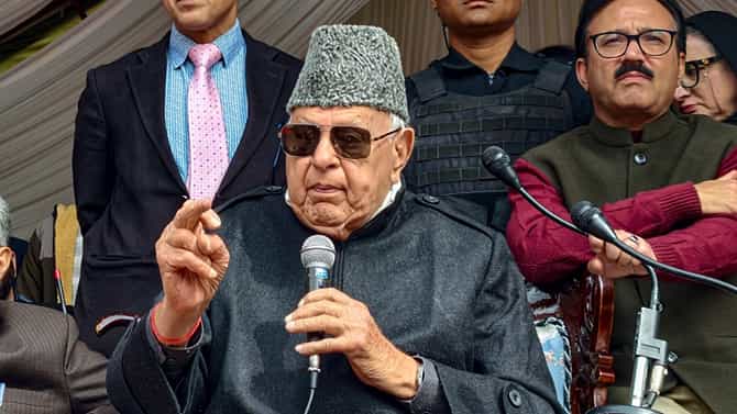‘ಕಾಶ್ಮೀರಿಗಳಿಗೆ ಪಾಕಿಸ್ತಾನದ ರಕ್ಷಣೆ’ ಫಾರೂಕ್ ಅಬ್ದುಲ್ಲಾ ವಿವಾದಿತ ಹೇಳಿಕೆ