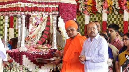 ‘ಚಾಮುಂಡಿ ದೇವಿ ಟವರ್ ಆಫ್ ಪವರ್’: ಅಭಿನವ ಗವಿಸಿದ್ದೇಶ್ವರ ಸ್ವಾಮೀಜಿ