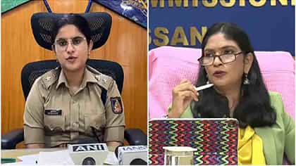 ಸಂಧಾನ ಸಭೆ ಯಶಸ್ವಿ: ಮುನಿಸು ಮರೆತು ಪರಸ್ಪರ ಕೈಲುಕಿದ ಹಾಸನ ಡಿಸಿ-ಎಸ್ಪಿ