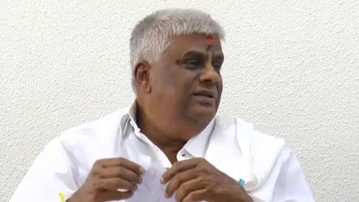 ₹90 ಲಕ್ಷ ಹೂವಿನ ಅಲಂಕಾರ, ₹50 ಲಕ್ಷ ಕಂಟ್ರೋಲ್ ರೂಂ: ಹಾಸನಾಂಬೆ ಜಾತ್ರೆ ಖರ್ಚು ಕೇಳಿ ರೇವಣ್ಣ ಶಾಕ್ ₹90 ಲಕ್ಷ ಹೂವಿನ ಅಲಂಕಾರ, ₹50 ಲಕ್ಷ ಕಂಟ್ರೋಲ್ ರೂಂ: ಹಾಸನಾಂಬೆ ಜಾತ್ರೆ ಖರ್ಚು ಕೇಳಿ ರೇವಣ್ಣ ಶಾಕ್