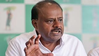 ಸಿದ್ದರಾಮಯ್ಯ ಹೆಸ್ರು ಹಾಳು ಮಾಡಲು ಸ್ಟಿಂಗ್ ಮಾಡಿದ್ದಾರೆ; ಇದನ್ನೆಲ್ಲಾ ನೋಡಿ ಅವರ ರಕ್ತ ಕುದಿಯುತ್ತಿಲ್ವಾ; ಹೆಚ್​ಡಿಕೆ ಪ್ರಶ್ನೆ