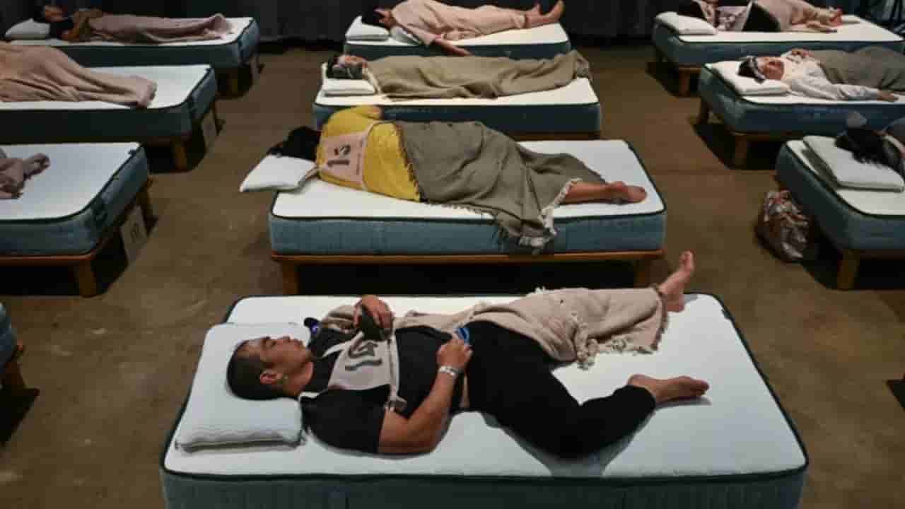 Sleep Competition: ಜಪಾನ್ನಲ್ಲಿ ವಿಚಿತ್ರ ಸ್ಪರ್ಧೆ: ಯಾರು ಚೆನ್ನಾಗಿ ನಿದ್ರೆ ಮಾಡುತ್ತಾರೋ ಅವರಿಗೆ 12 ಲಕ್ಷ!