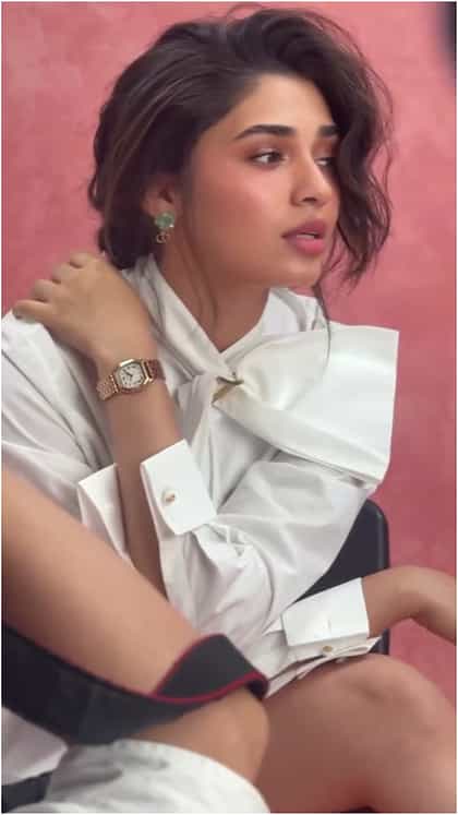 ಗ್ಲಾಮ್ ಲುಕ್​​ನಲ್ಲಿ ಗಮನ ಸೆಳೆದ ಕೃತಿ ಶೆಟ್ಟಿ