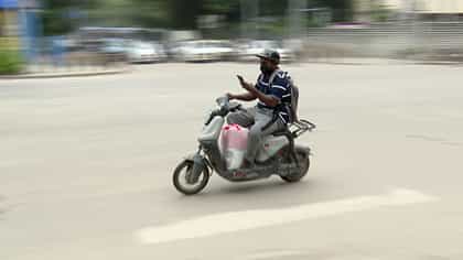 ಬೆಂಗಳೂರಿನಲ್ಲಿ ಮಿನಿ ಎಲೆಕ್ಟ್ರಿಕ್ ಬೈಕ್‌ಗಳ ಹಾವಳಿ!