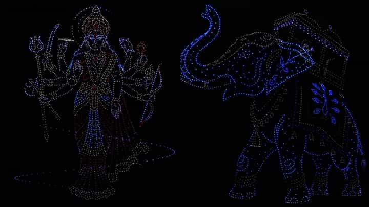 ಅಂಬಾರಿ ಆನೆ, ತಾಯಿ ಚಾಮುಂಡೇಶ್ವರಿ ರೂಪದಲ್ಲಿ ಕಂಗೊಳಿಸಿದ ಡ್ರೋನ್ಗಳು ಅಂಬಾರಿ ಆನೆ, ತಾಯಿ ಚಾಮುಂಡೇಶ್ವರಿ ರೂಪದಲ್ಲಿ ಕಂಗೊಳಿಸಿದ ಡ್ರೋನ್ಗಳು
