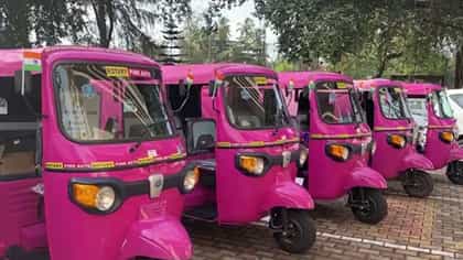 ದಕ್ಷಿಣ ಕನ್ನಡದಲ್ಲಿ ಮಹಿಳಾ ಸಬಲೀಕರಣಕ್ಕೆ 'ಪಿಂಕ್ ಆಟೋ' ಕ್ರಾಂತಿ