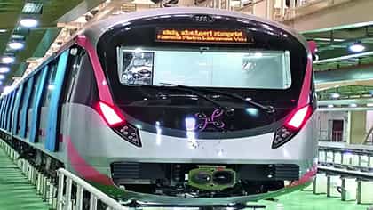 ಪಿಂಕ್ ಲೈನ್​ನ 5 ಪ್ರಮುಖ ನಿಲ್ದಾಣಗಳಿಗೆ ವಿಶೇಷ ಫೀಡರ್ ಬಸ್ ಸೇವೆ!