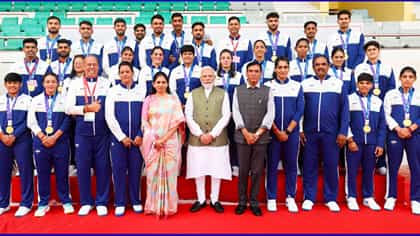 ಏಷ್ಯನ್ ಗೇಮ್ಸ್ ಪದಕ ವಿಜೇತ ಕ್ರೀಡಾಪಟುಗಳನ್ನು ಸನ್ಮಾನಿಸಿದ ಪ್ರಧಾನಿ ಮೋದಿ