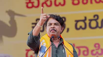 ವೋಟ್ ಛೋರಿ ಆರೋಪಿಸಿ ಕಾಂಗ್ರೆಸ್ ವಿರುದ್ಧ ಆರ್‌ ಅಶೋಕ್ ವಾಗ್ದಾಳಿ!