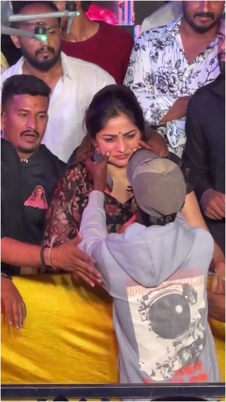 ರಚಿತಾ ಕೆನ್ನೆ ಹಿಂಡಿದ ಅಭಿಮಾನಿ; ನಟಿ ಶಾಕ್