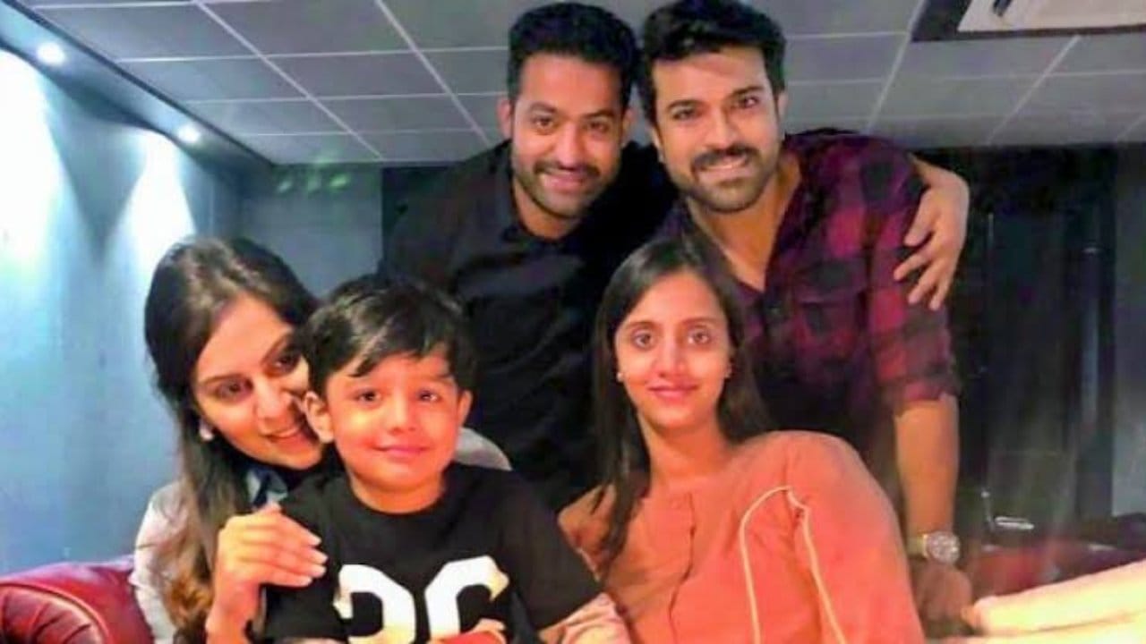 ಜೂ ಎನ್ಟಿಆರ್ ಪತ್ನಿ, ಮಹೇಶ್ ಬಾಬು ಪತ್ನಿಯ ಬಗ್ಗೆ ಉಪಾಸನಾ ಹೇಳಿದ್ದೇನು? ಜೂ ಎನ್ಟಿಆರ್ ಪತ್ನಿ, ಮಹೇಶ್ ಬಾಬು ಪತ್ನಿಯ ಬಗ್ಗೆ ಉಪಾಸನಾ ಹೇಳಿದ್ದೇನು?