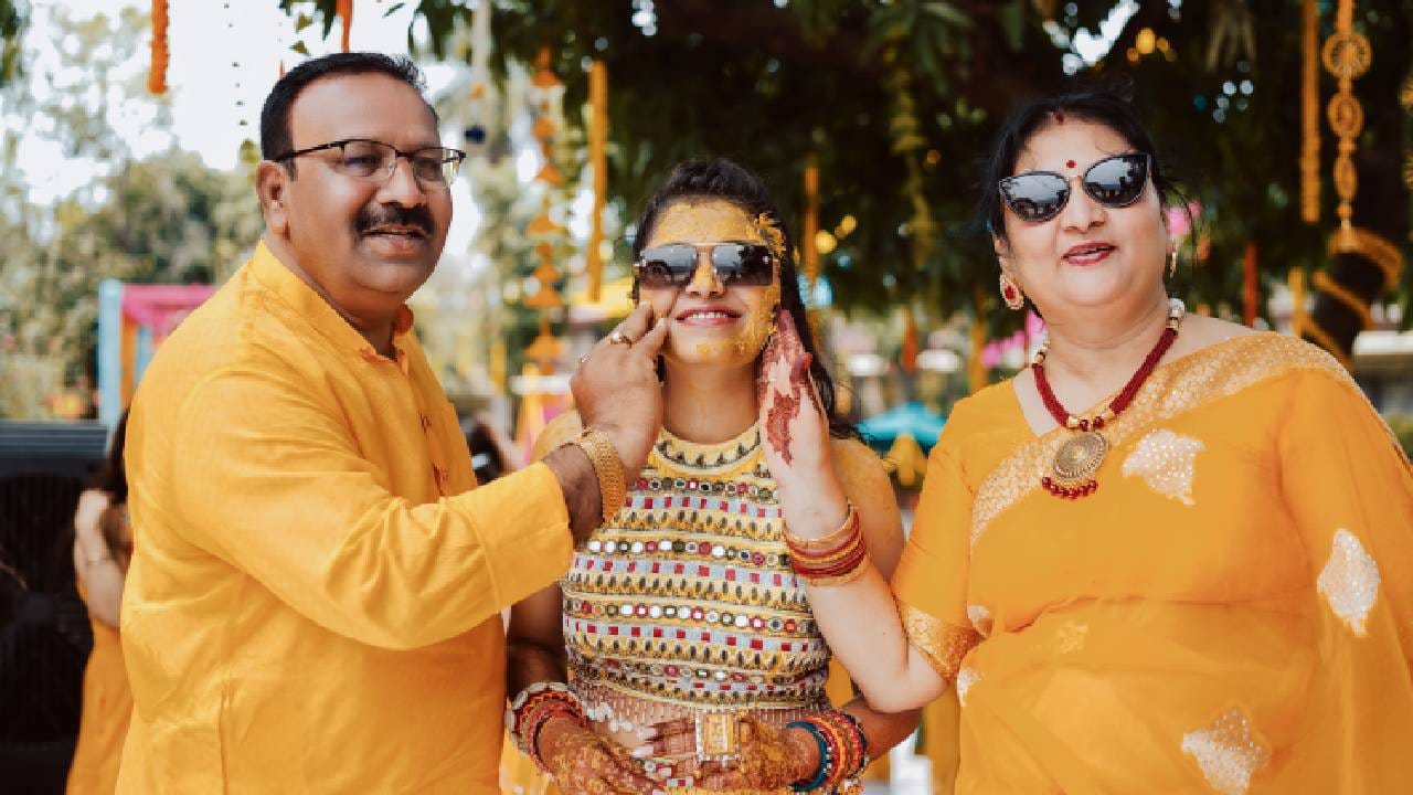 ಅತ್ತೆ-ಮಾವ ಸೊಸೆಯೊಂದಿಗೆ ಈ ರೀತಿ ಇದ್ರೆ ಮನೆಯಲ್ಲಿ ಮನಸ್ತಾಪಗಳೇ ಏರ್ಪಡೋದಿಲ್ಲ ಅತ್ತೆ-ಮಾವ ಸೊಸೆಯೊಂದಿಗೆ ಈ ರೀತಿ ಇದ್ರೆ ಮನೆಯಲ್ಲಿ ಮನಸ್ತಾಪಗಳೇ ಏರ್ಪಡೋದಿಲ್ಲ