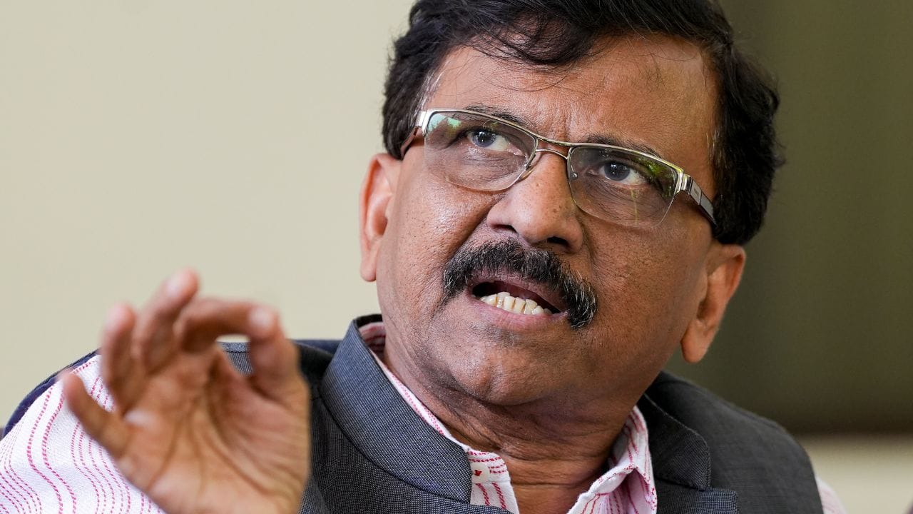ನ್ಯಾಯಾಂಗ, ಸಿಜೆಐ ವಿರುದ್ಧದ ಹೇಳಿಕೆಗೆ ಸುಪ್ರೀಂ ಕೋರ್ಟ್ಗೆ ಬೇಷರತ್ ಕ್ಷಮೆ ಯಾಚಿಸಿದ ಸಂಸದ ಸಂಜಯ್ ರಾವತ್ ನ್ಯಾಯಾಂಗ, ಸಿಜೆಐ ವಿರುದ್ಧದ ಹೇಳಿಕೆಗೆ ಸುಪ್ರೀಂ ಕೋರ್ಟ್ಗೆ ಬೇಷರತ್ ಕ್ಷಮೆ ಯಾಚಿಸಿದ ಸಂಸದ ಸಂಜಯ್ ರಾವತ್