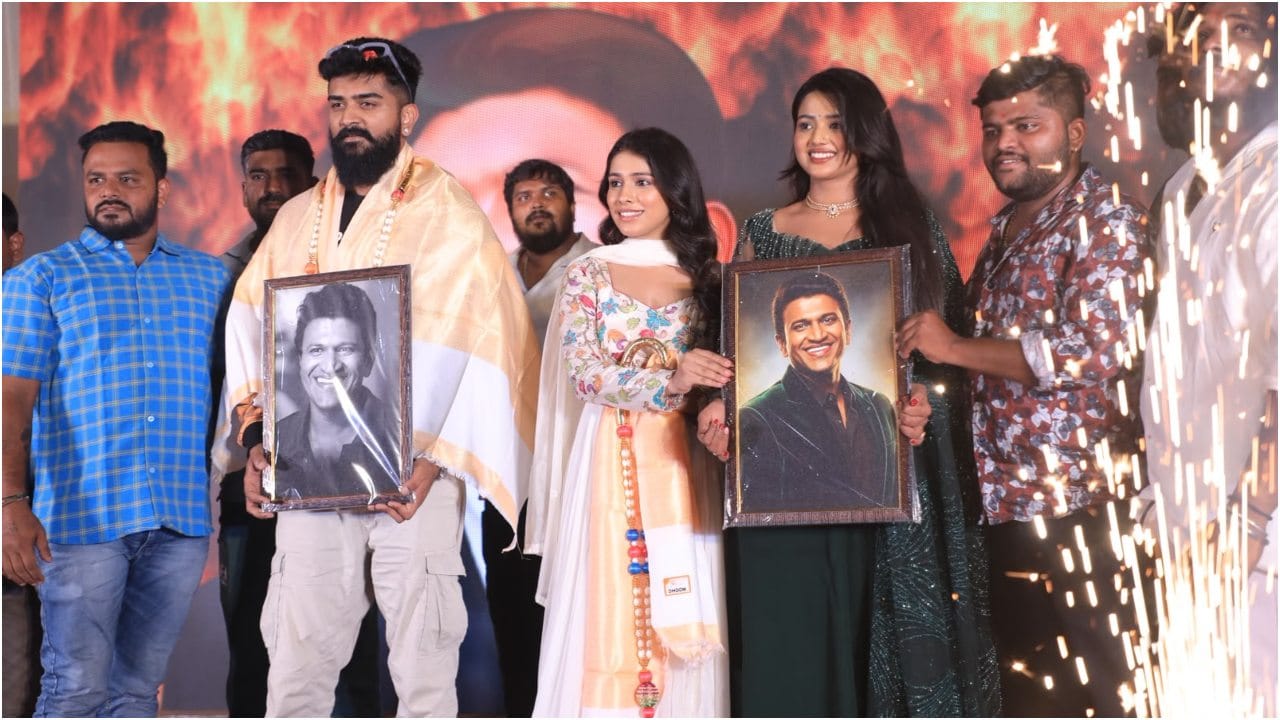 ಹೊಸಪೇಟೆಯಲ್ಲಿ ಅಗ್ನಿಸಾಕ್ಷಿ 100 ಸಂಚಿಕೆ ಸಂಭ್ರಮ; ಪುನೀತ್ ಪ್ರತಿಮೆಗೆ ವಿಶೇಷ ನಮನ