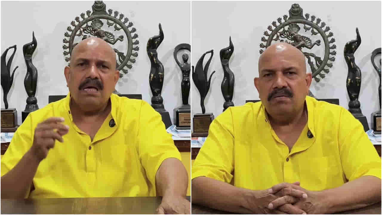 ಹೊಸ ಗೀತರಚನೆಕಾರರಿಗೆ ವಿ. ಮನೋಹರ್ ಆಫರ್; ನೀವು ಸಾಹಿತ್ಯ ಬರೆಯಬಹುದು