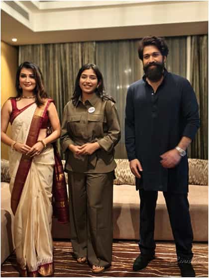 ‘ಪ್ರೇಮದ ಊರಲಿ’ ಟೀಂನ ಭೇಟಿ ಮಾಡಿದ ಯಶ್-ರಾಧಿಕಾ