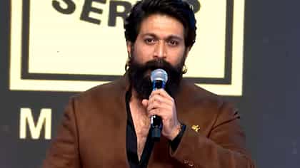 ‘ತಪ್ಪು ಹುಡುಕುವ ಕೆಲಸ ಬೇಡ’: ತೆಲುಗು ಸಿನಿ ಪ್ರಿಯರಿಗೆ ಯಶ್ ಮನವಿ